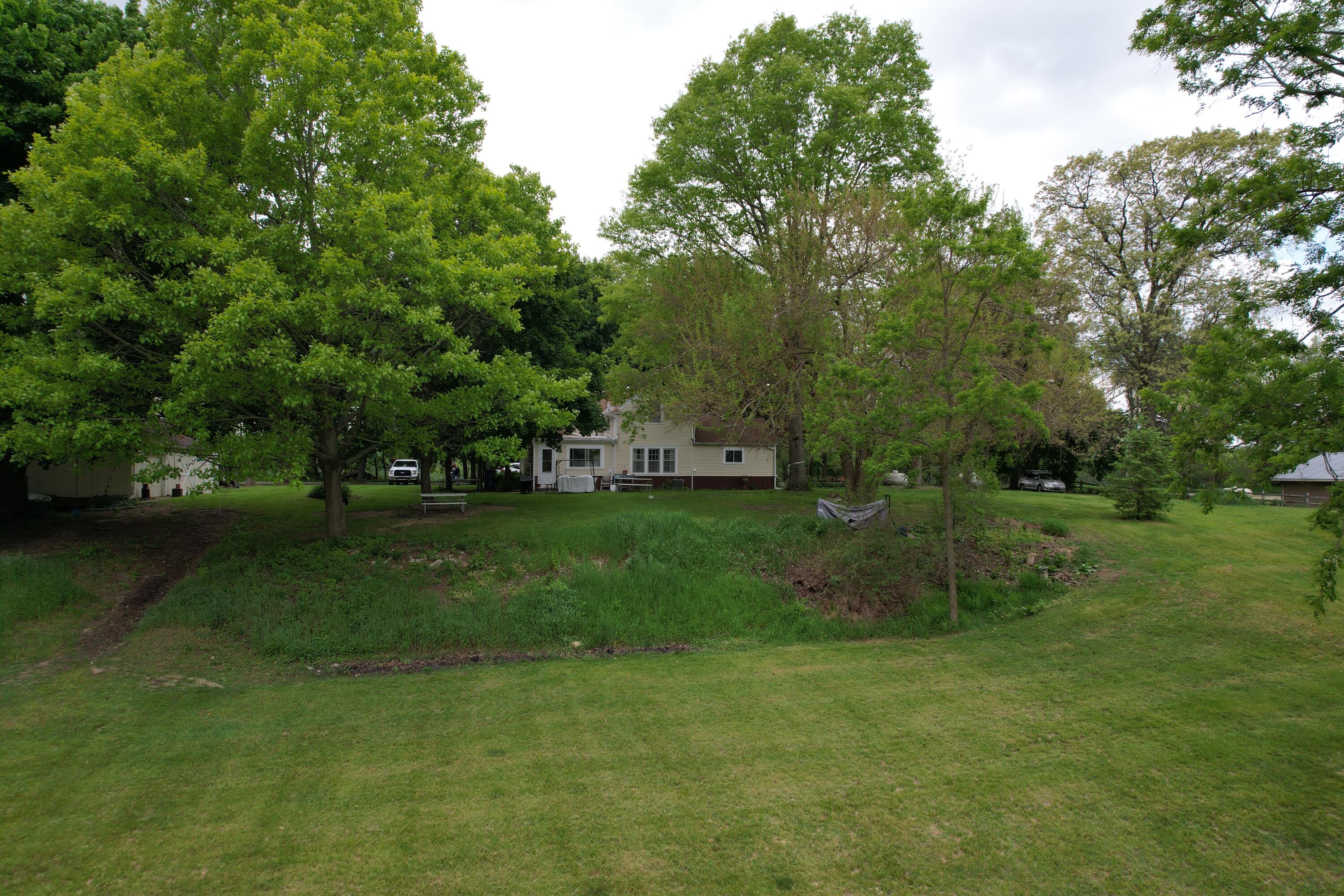 2831 Hemlock Road