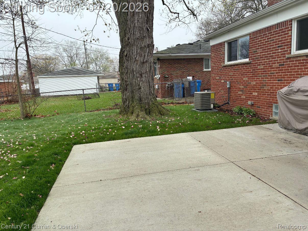 26388 Ann Arbor Trail