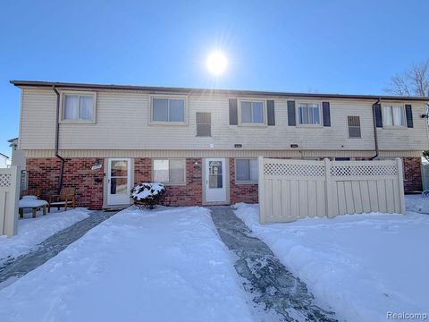 24943 Mayfair Street Flat Rock City MI 48134