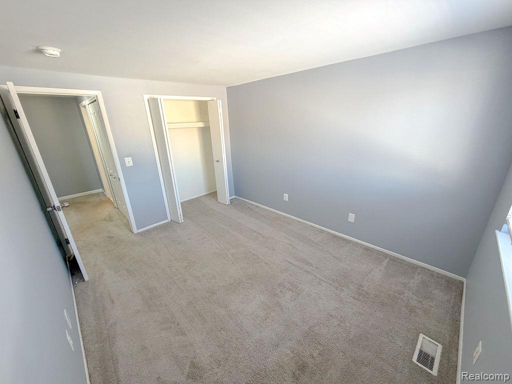 24943 Mayfair Street