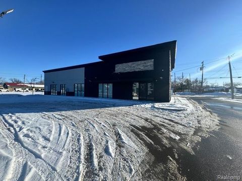 111 W Genesee Street Lapeer City MI 48446