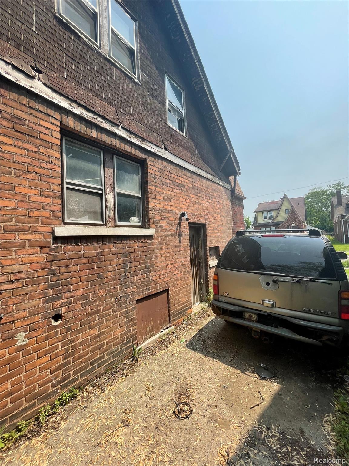 15789 Kentucky Street