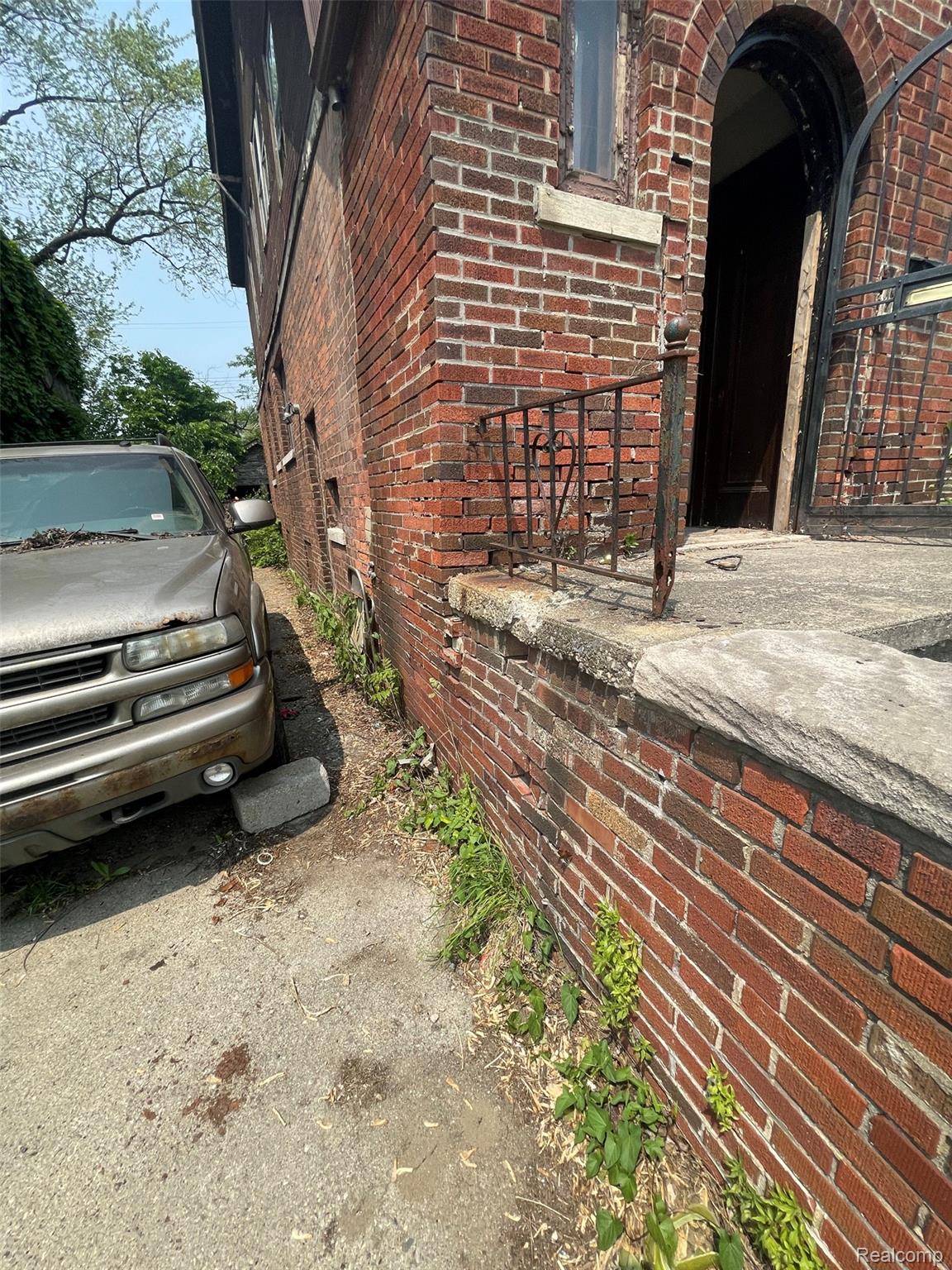 15789 Kentucky Street