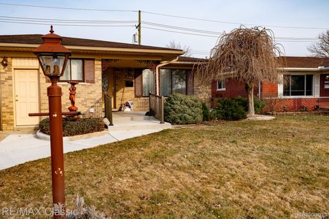 34398 GREENTREES Road Sterling Heights City MI 48312