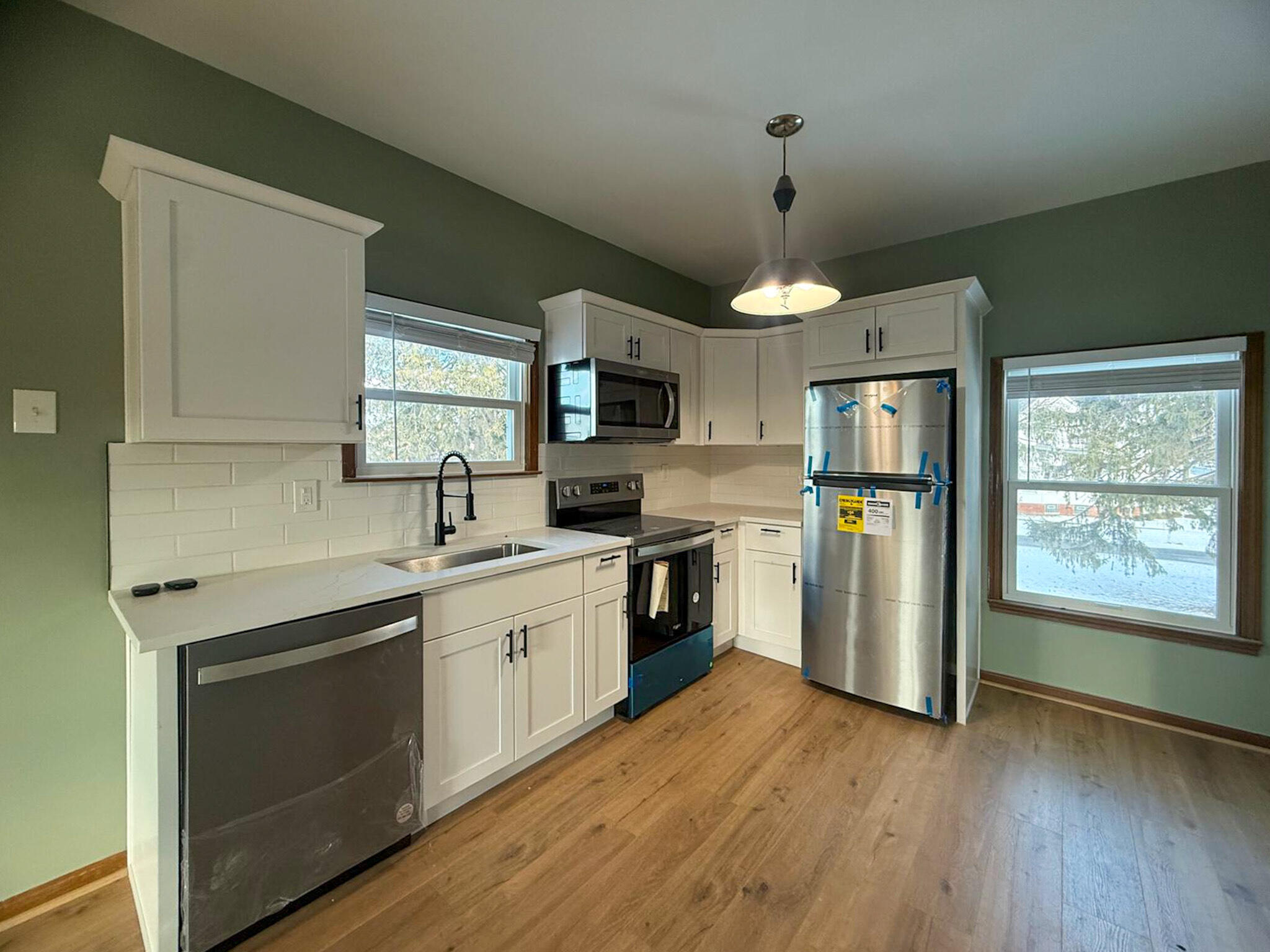 36465 Main Street Upper