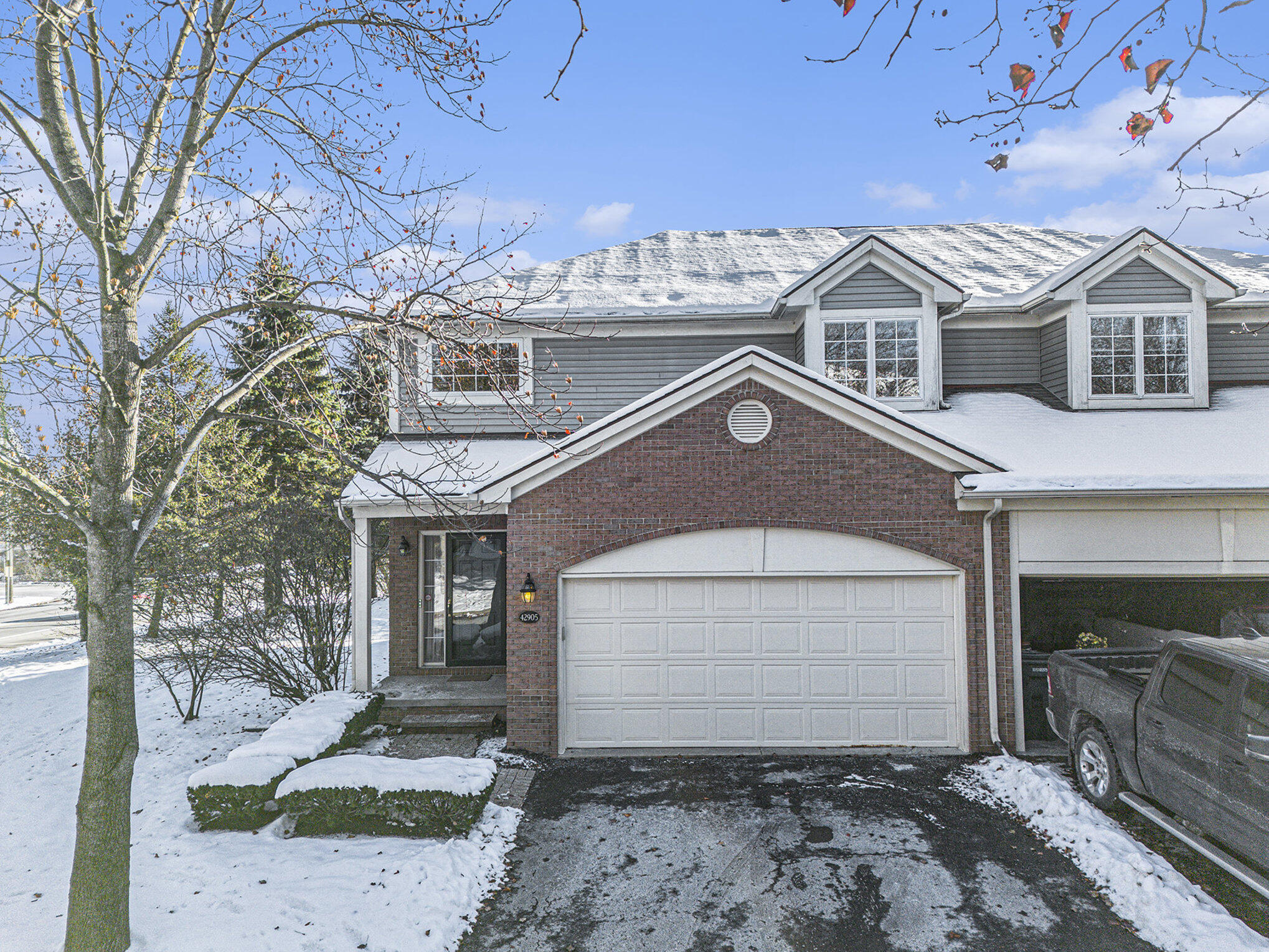 42905 River Bend Drive