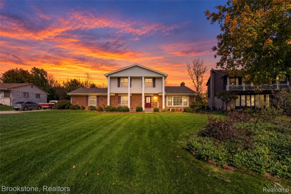 471 BOUTELL DR, GRAND BLANC, MI 48439 - Image 02cc2e752f51901b5d5da2fd547192dd/2853916423