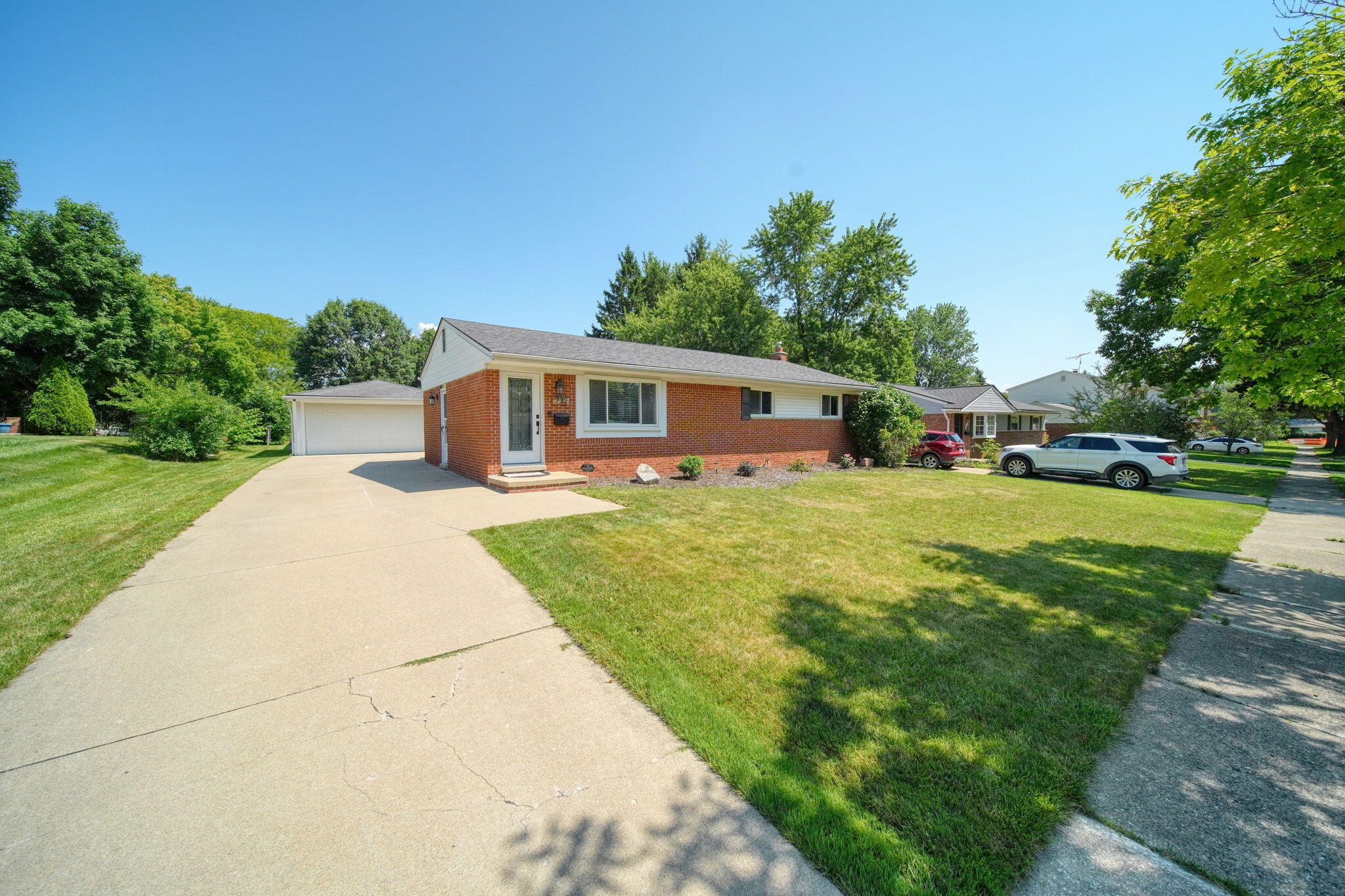 732 Bassett Drive