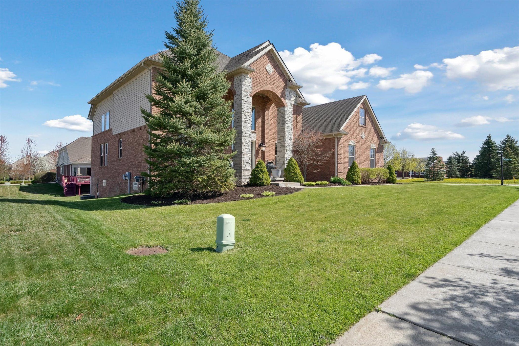 54210 BIRCHWOOD Drive