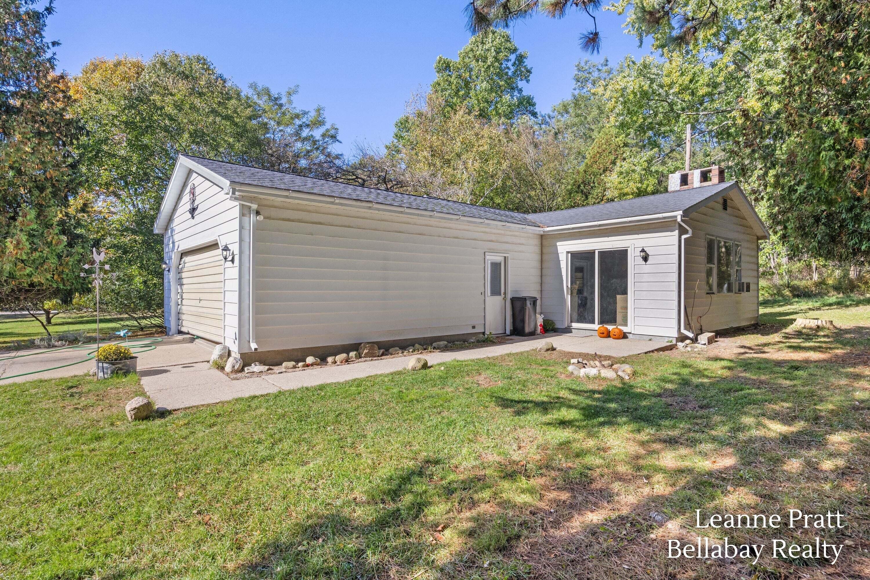 2311 Hill Road