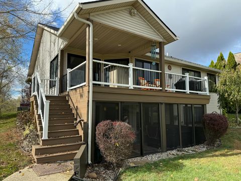 8826 Irish Mist Cambridge Township MI 49265