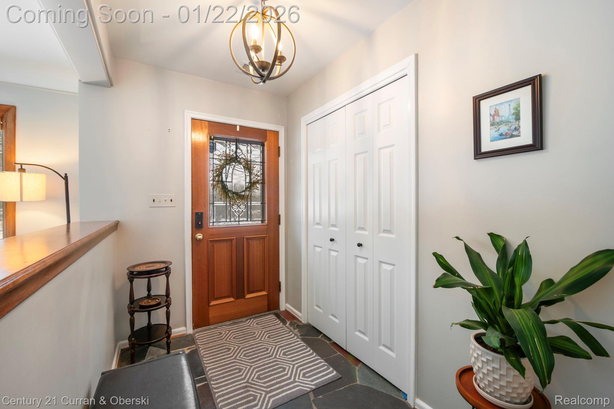 33870 Cotswold Street