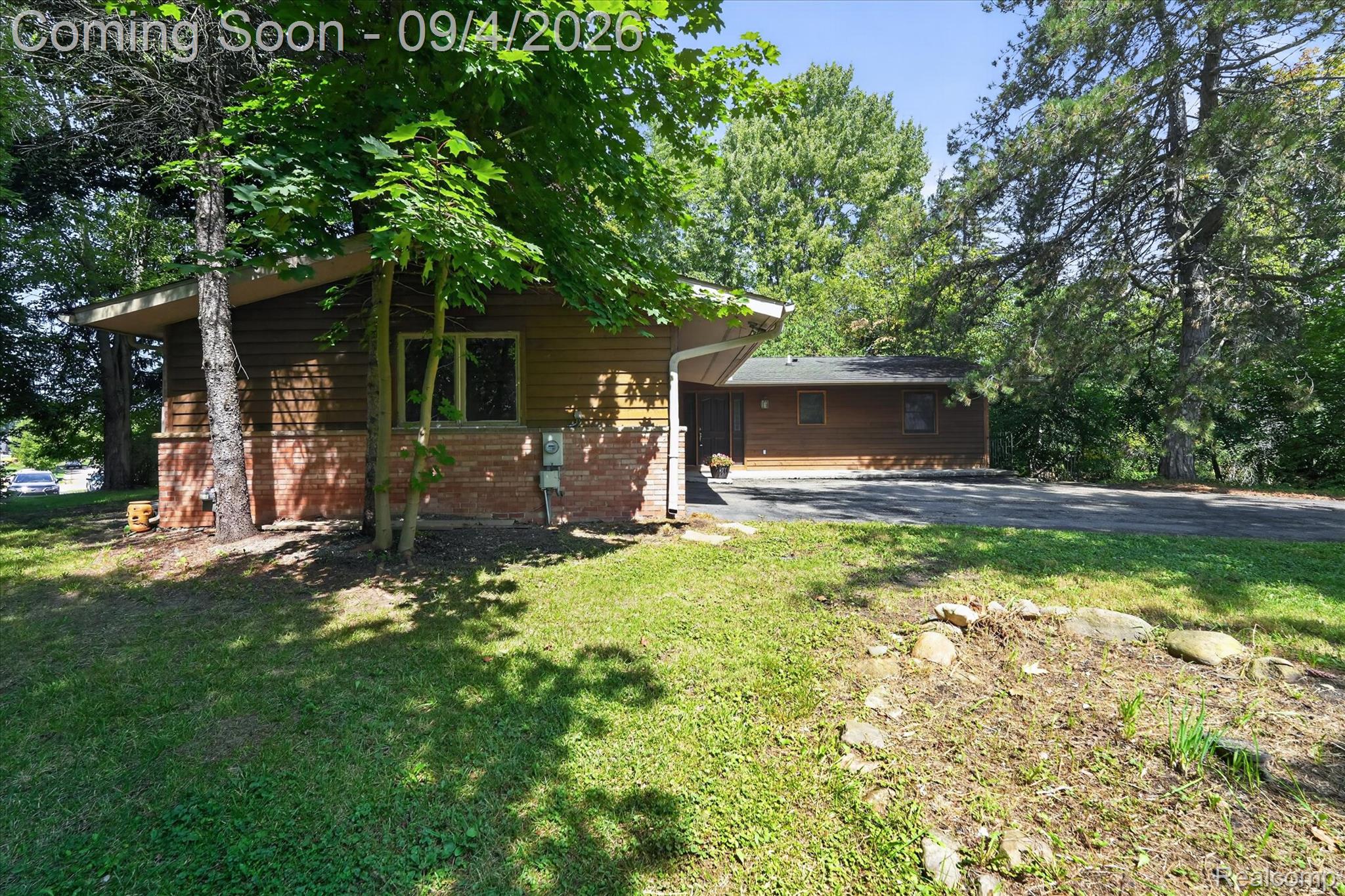 1352 Catherines Way
