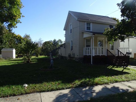 839 Dennis Street Adrian City MI 49221