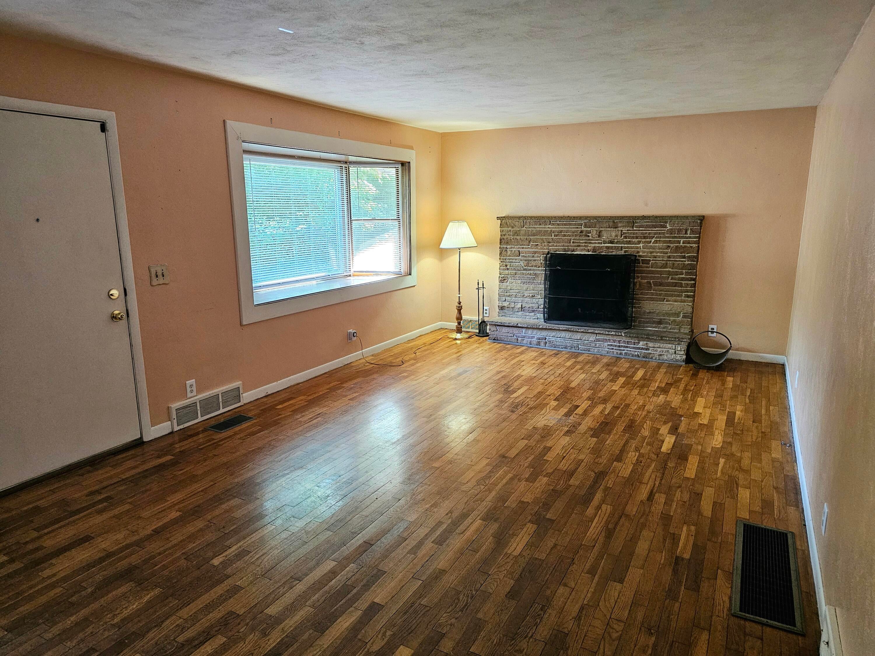 28491 C Drive N