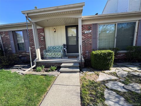 Photo of 38984 Golfview Drive W, Clinton Charter Township, MI 48038 (MLS # 20261026515)