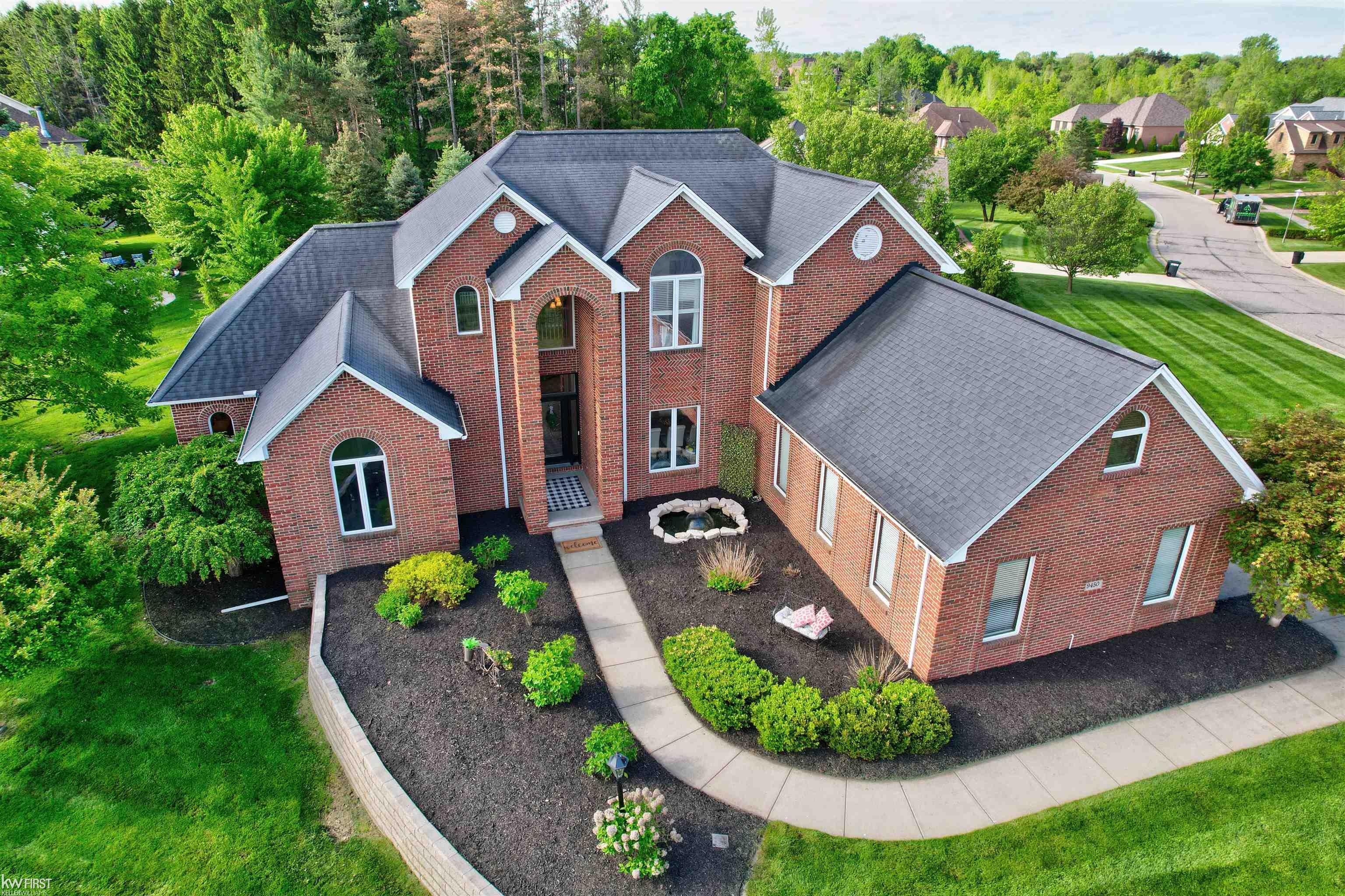 9450 Creek Bend Trail