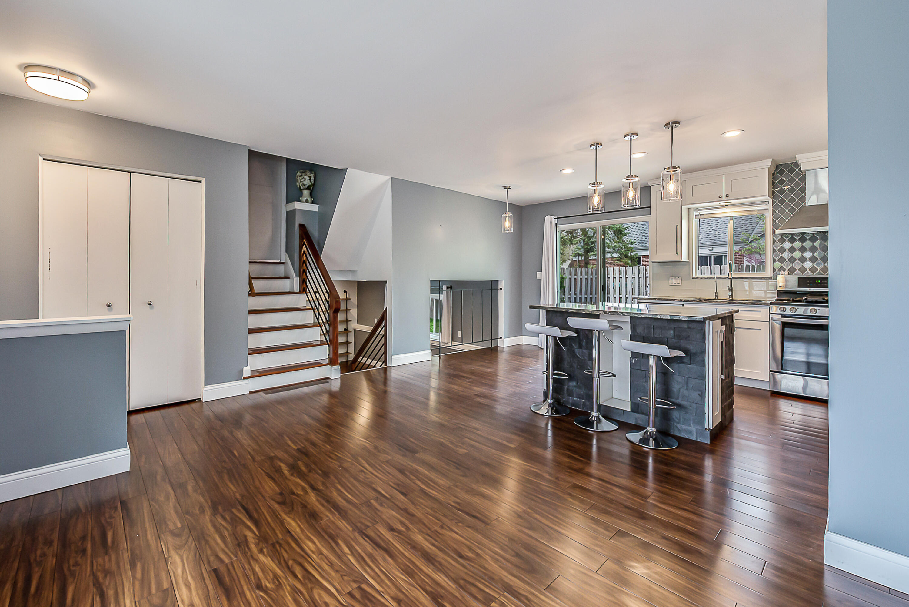 2608 Lookout Circle