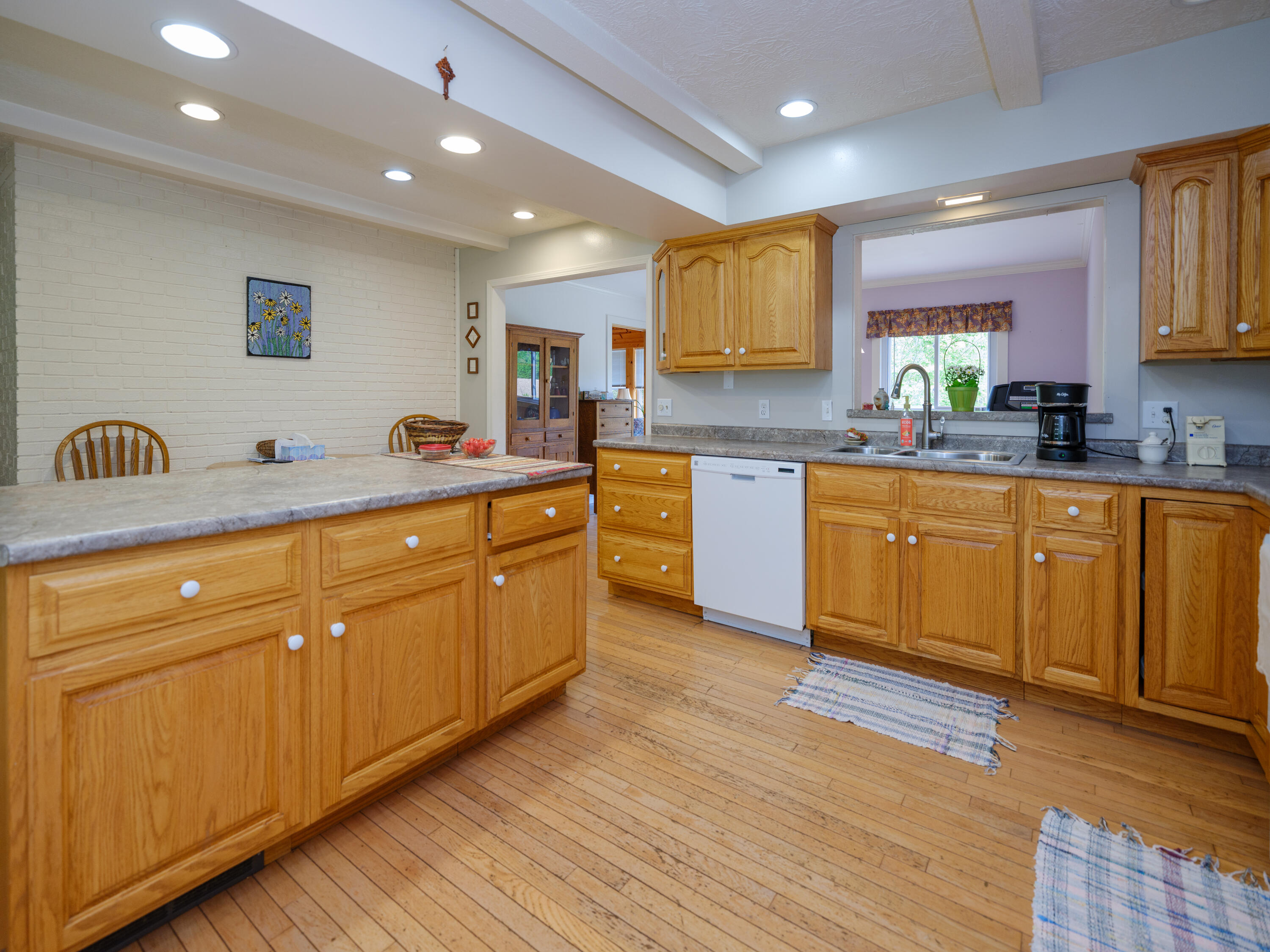 726 Sycamore Bend