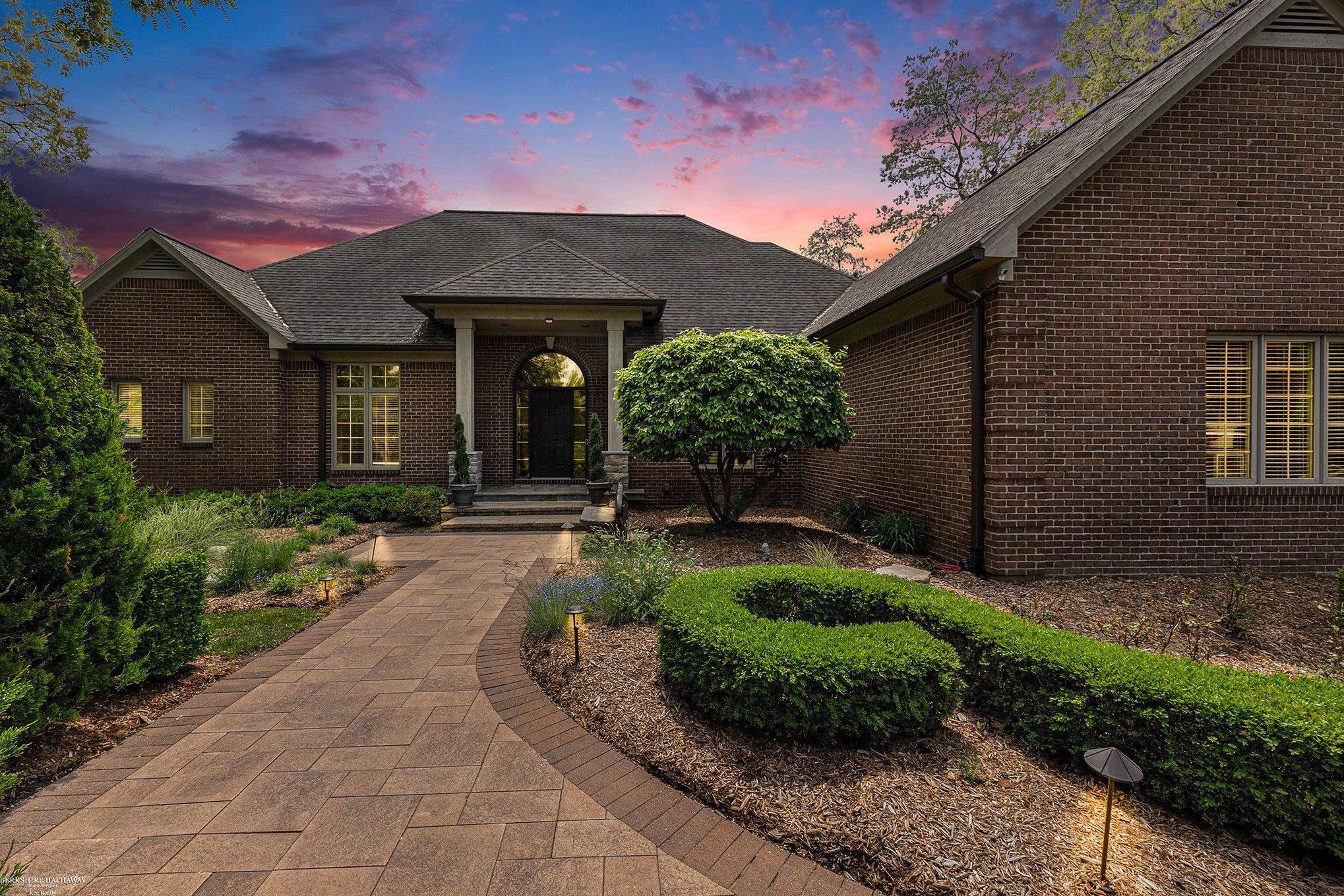 1200 Iroquois Trail