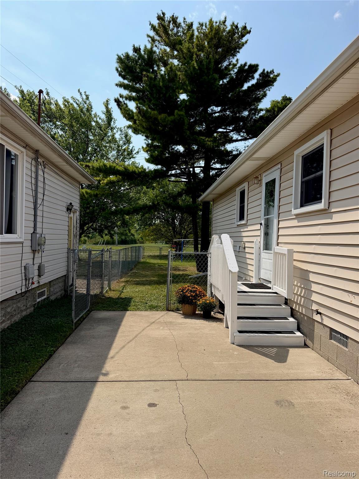 341 Sibley Road
