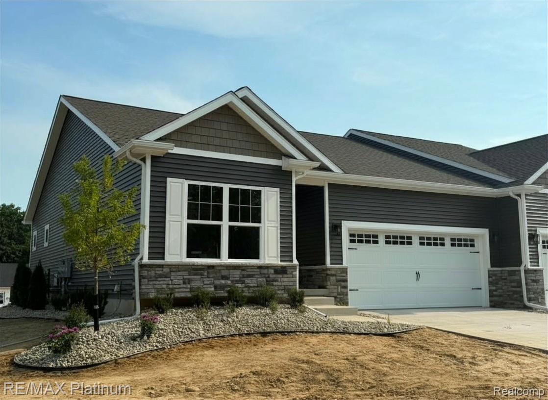 856 Oakwood Circle 44