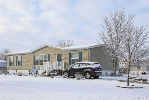 501 Kinloch Bedford Township MI 48182