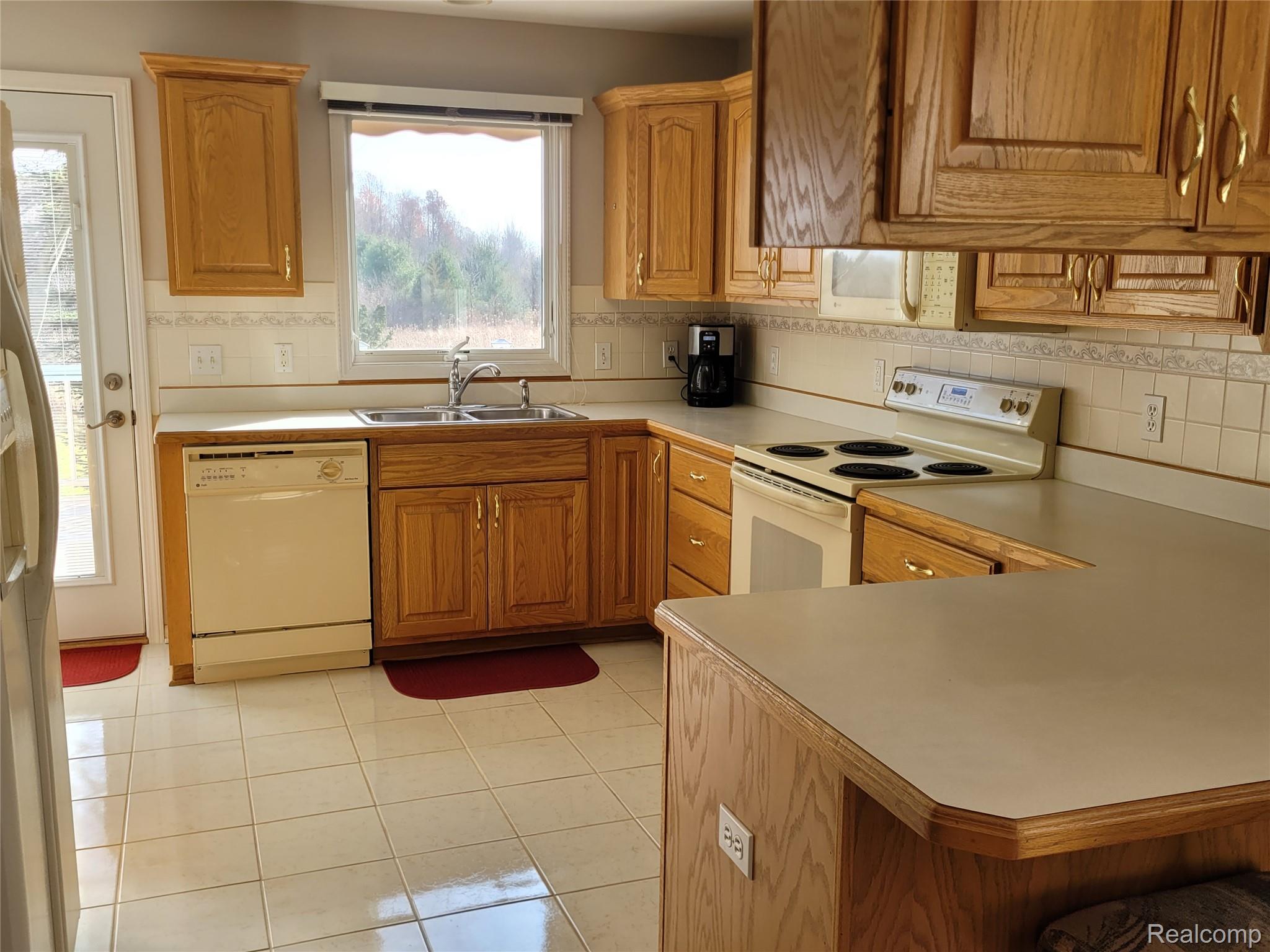 6095 Steeplechase Drive