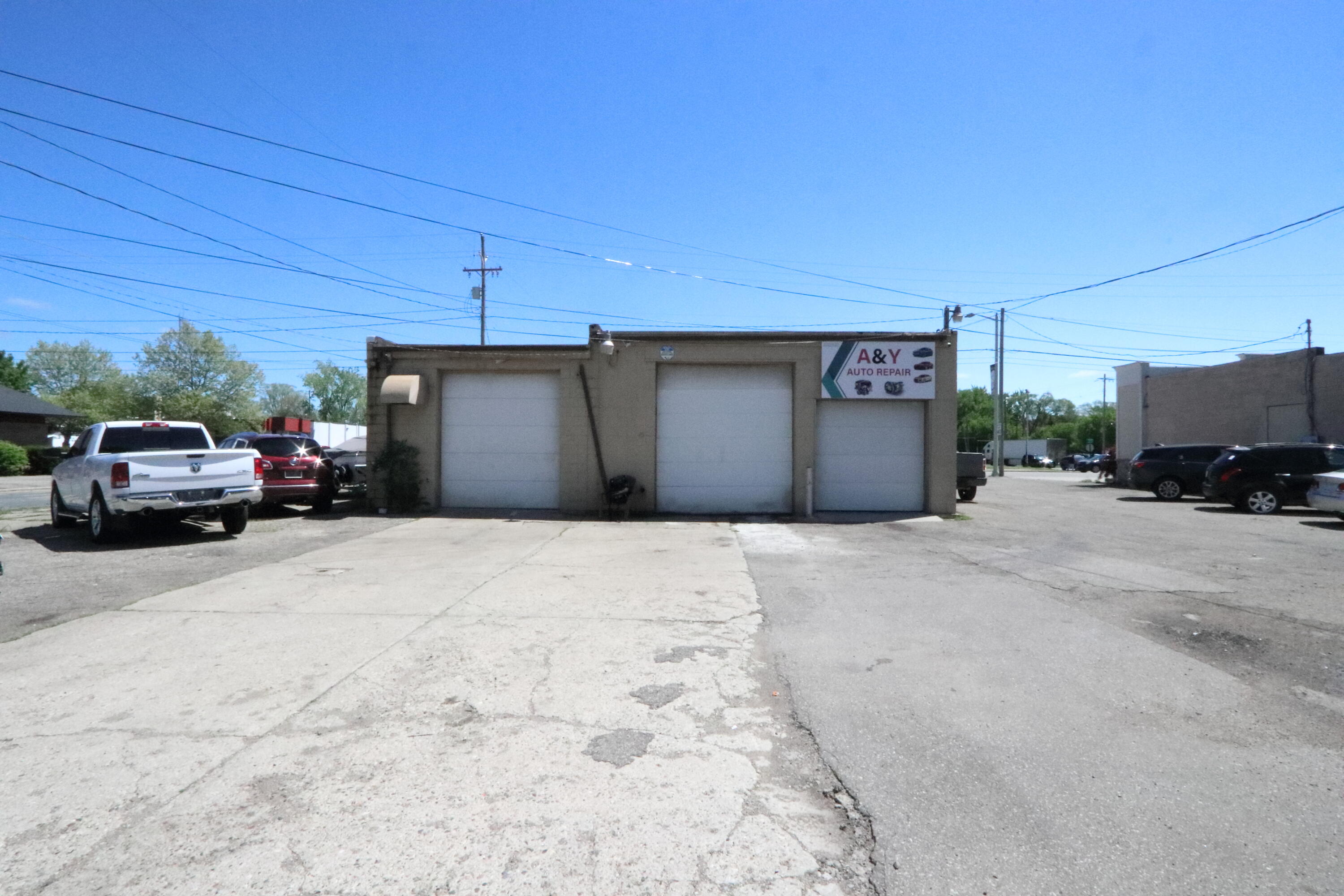 4201 Division Avenue S