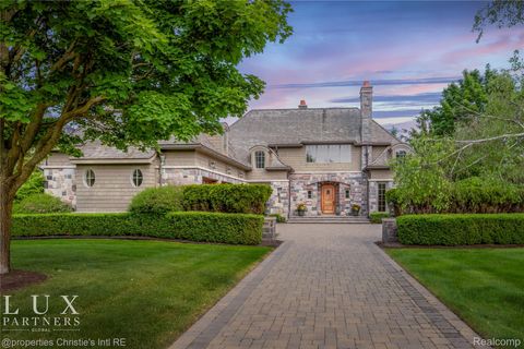 2937 Turtle Pond Court Bloomfield Hills City MI 48302