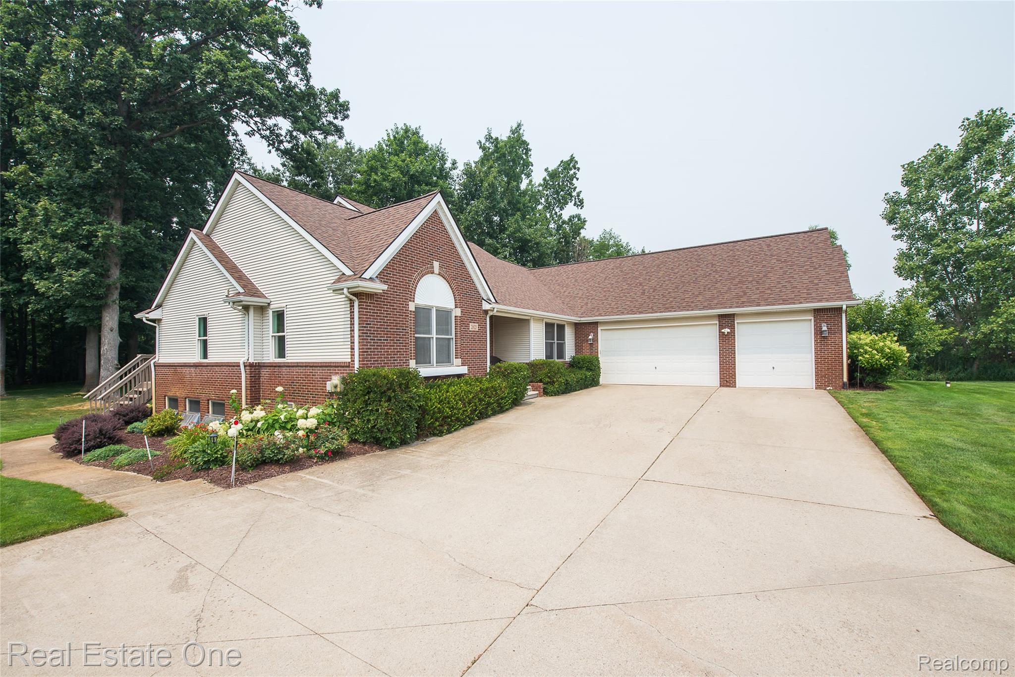 28625 Coyote Court