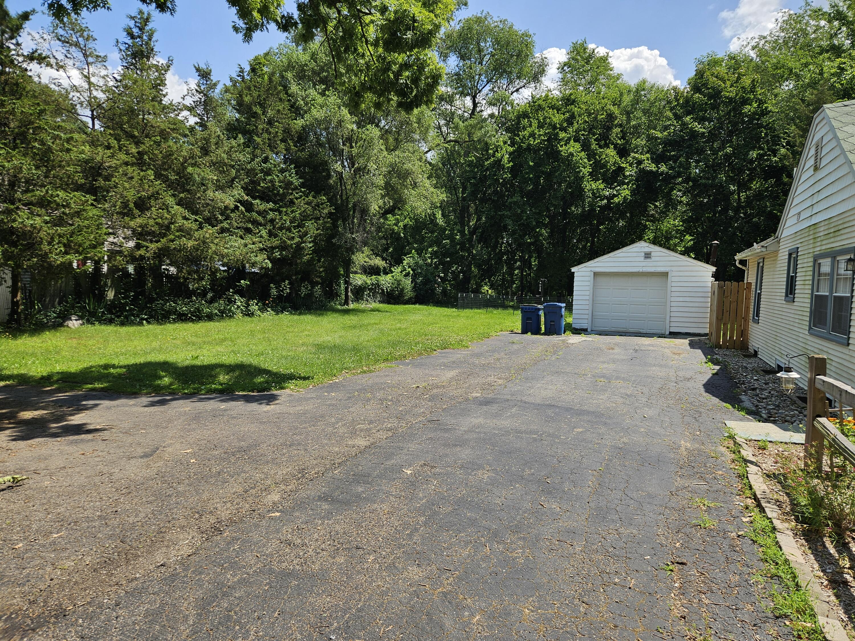 1616 Nazareth Road