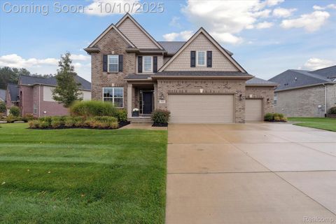 Photo of 2802 Captains Cove, Walled Lake City, MI 48390 (MLS # 20251040792)