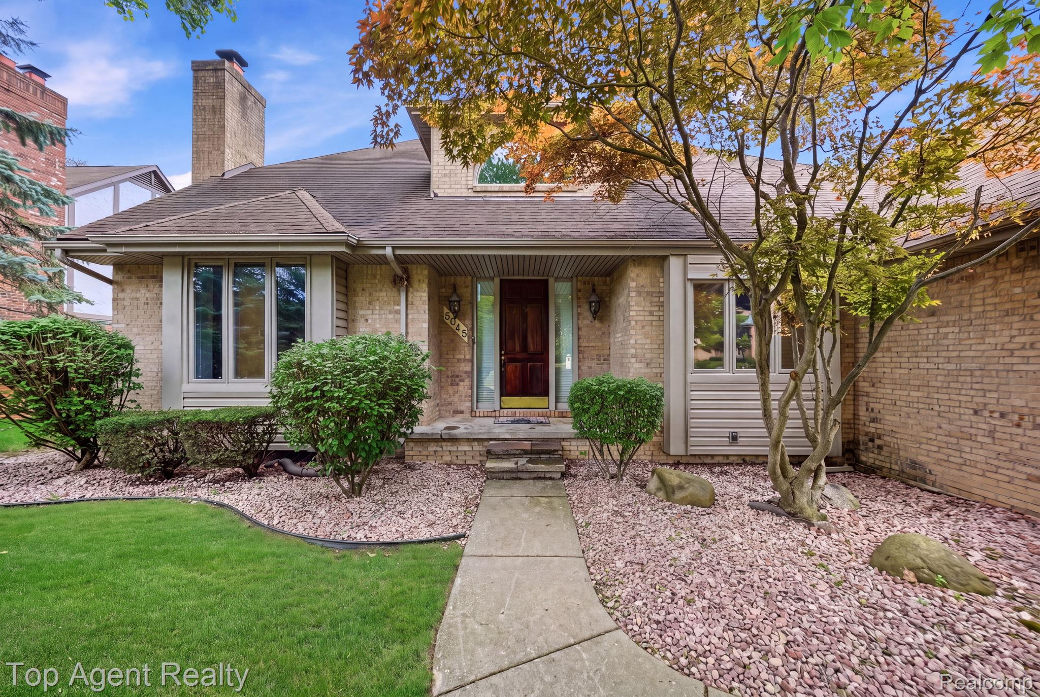 5045 Shady Creek Drive