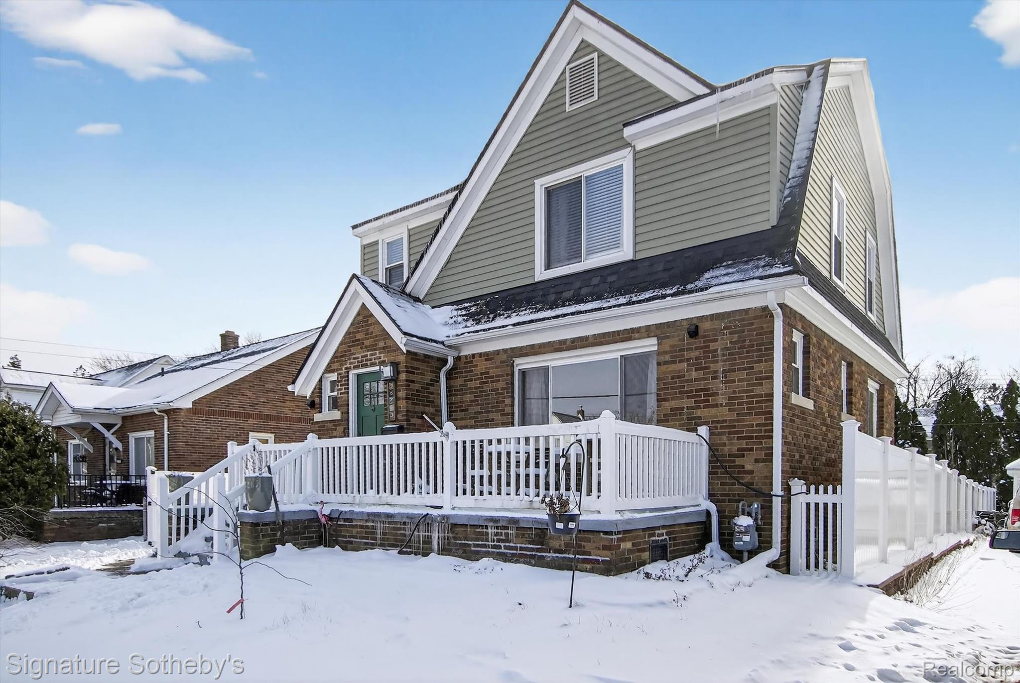 36773 Bibbins Street