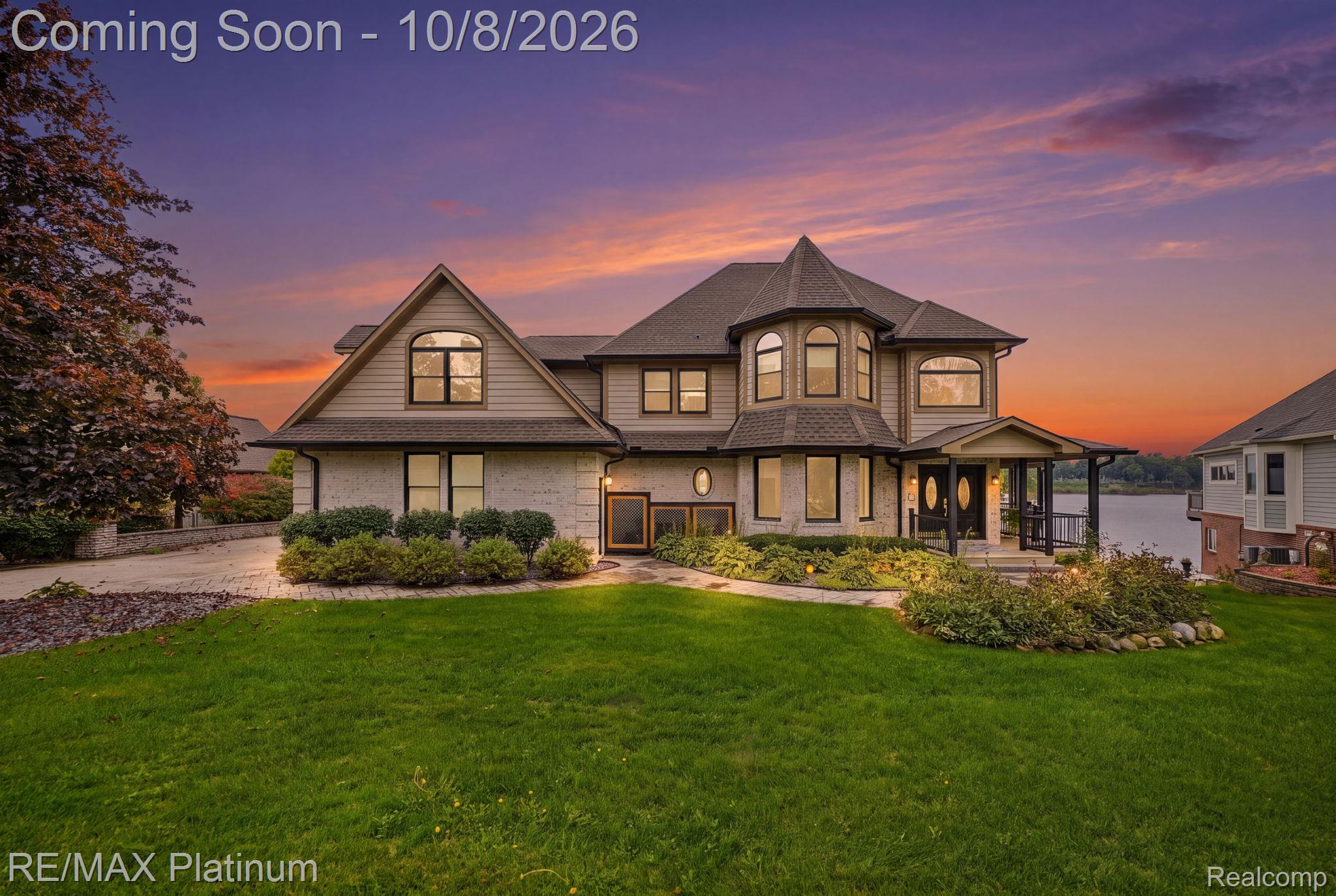 997 Thompson Shore Drive