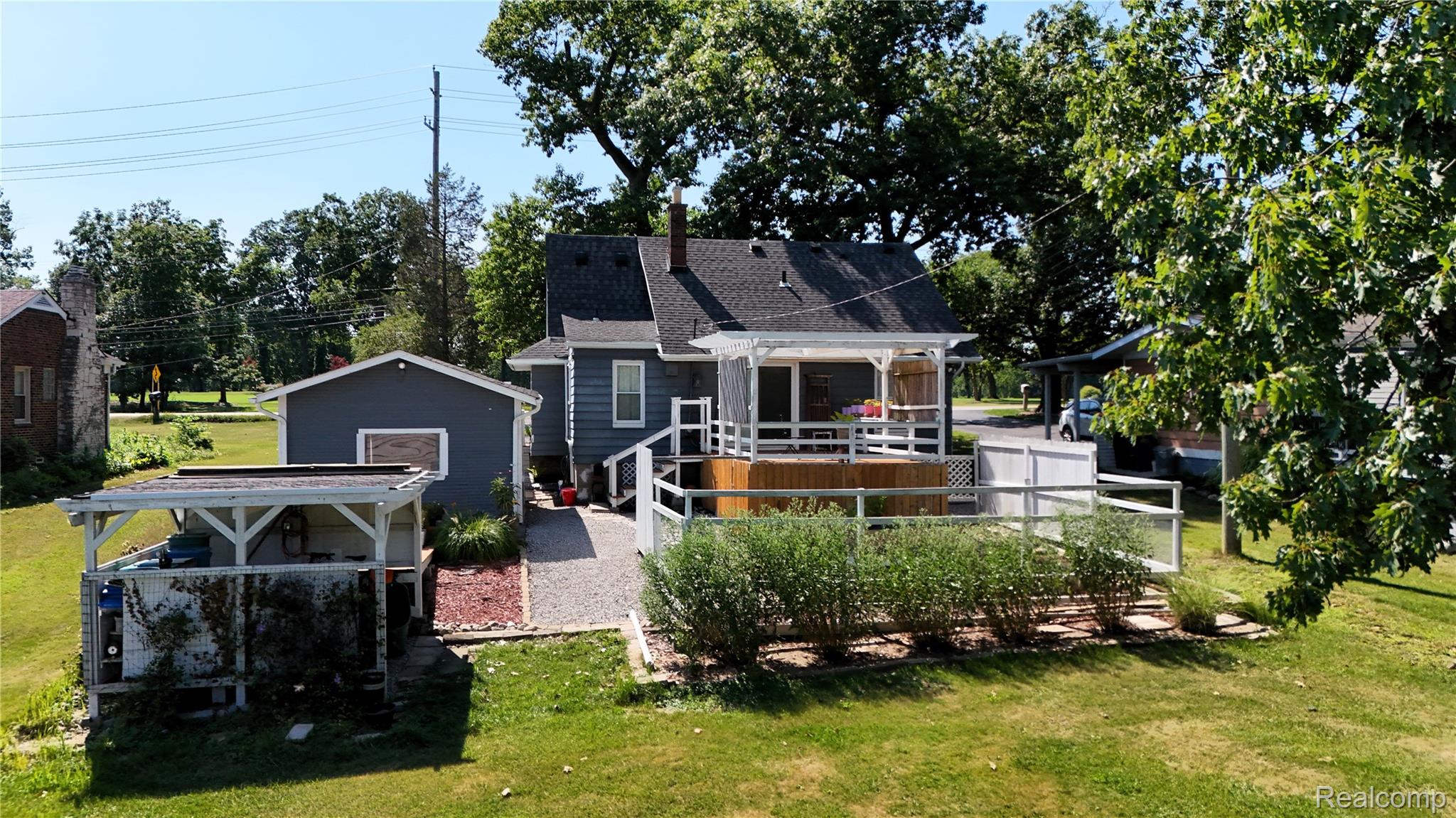 22827 Meridian Road