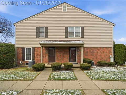 15913 N Franklin Drive Clinton Charter Township MI 48038