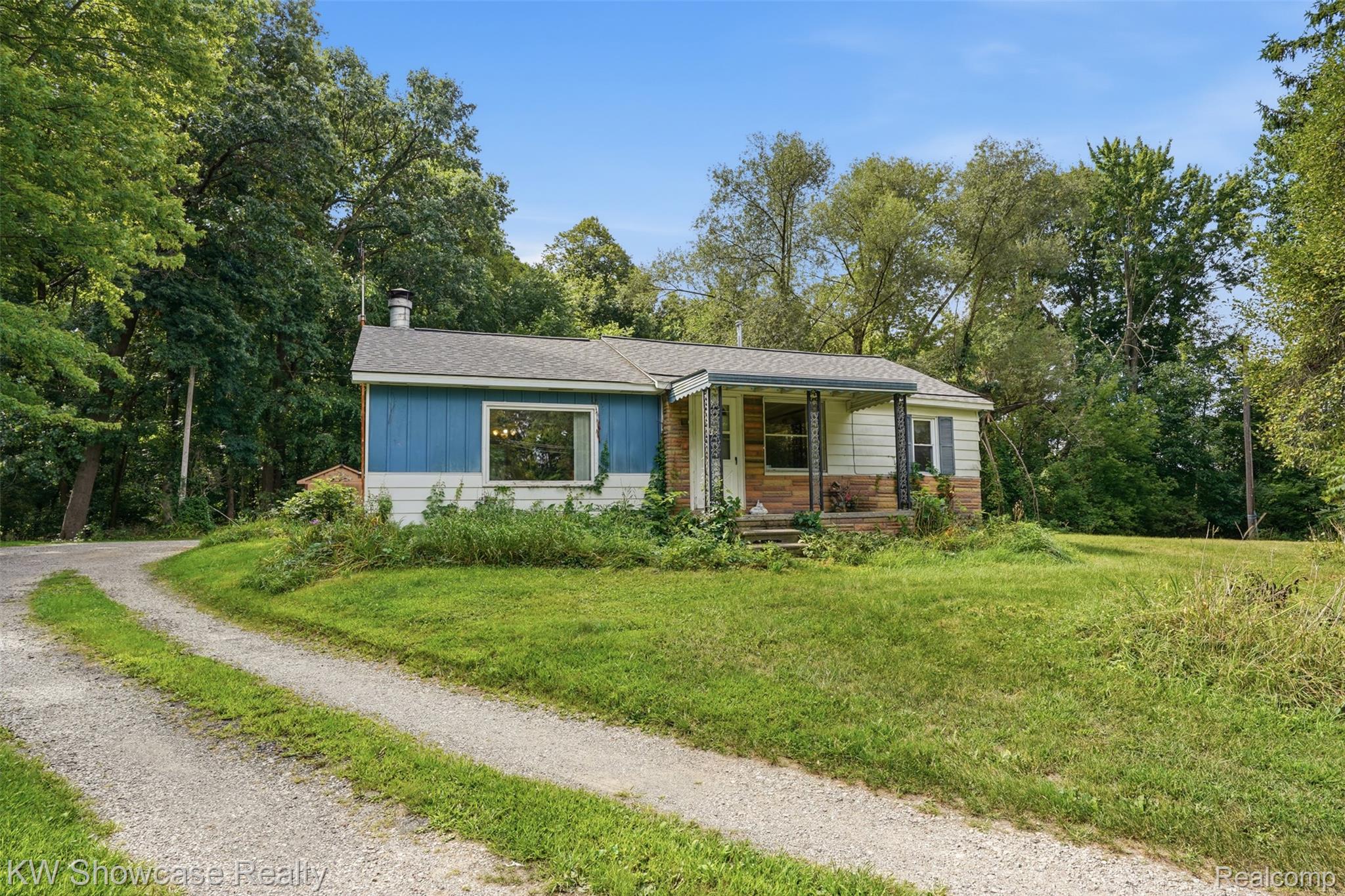 60677 9 Mile Road