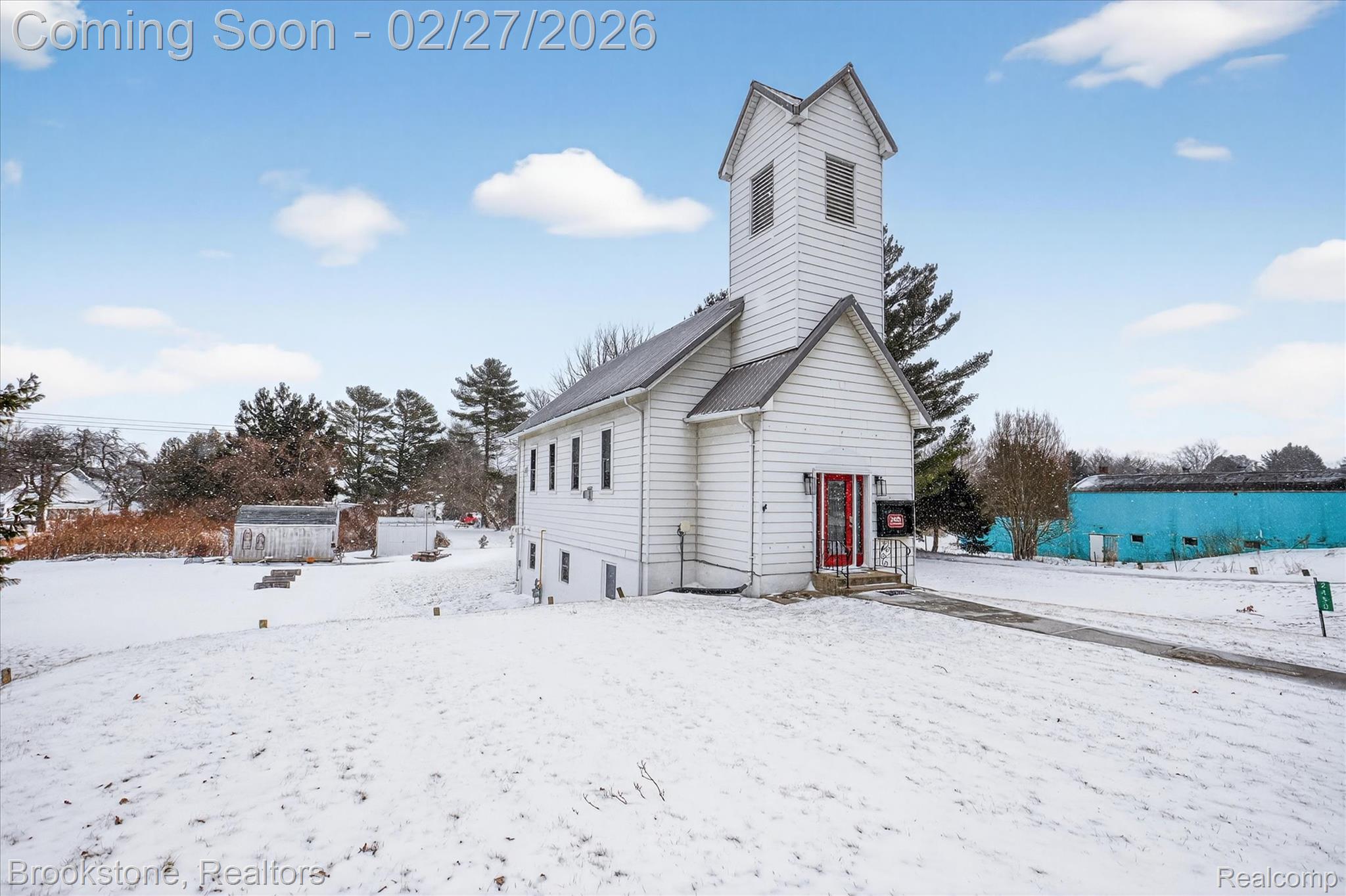 2450 N Lakeshore Road