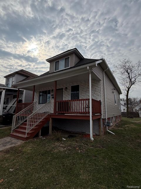 7145 Holmes Street Detroit City MI 48210