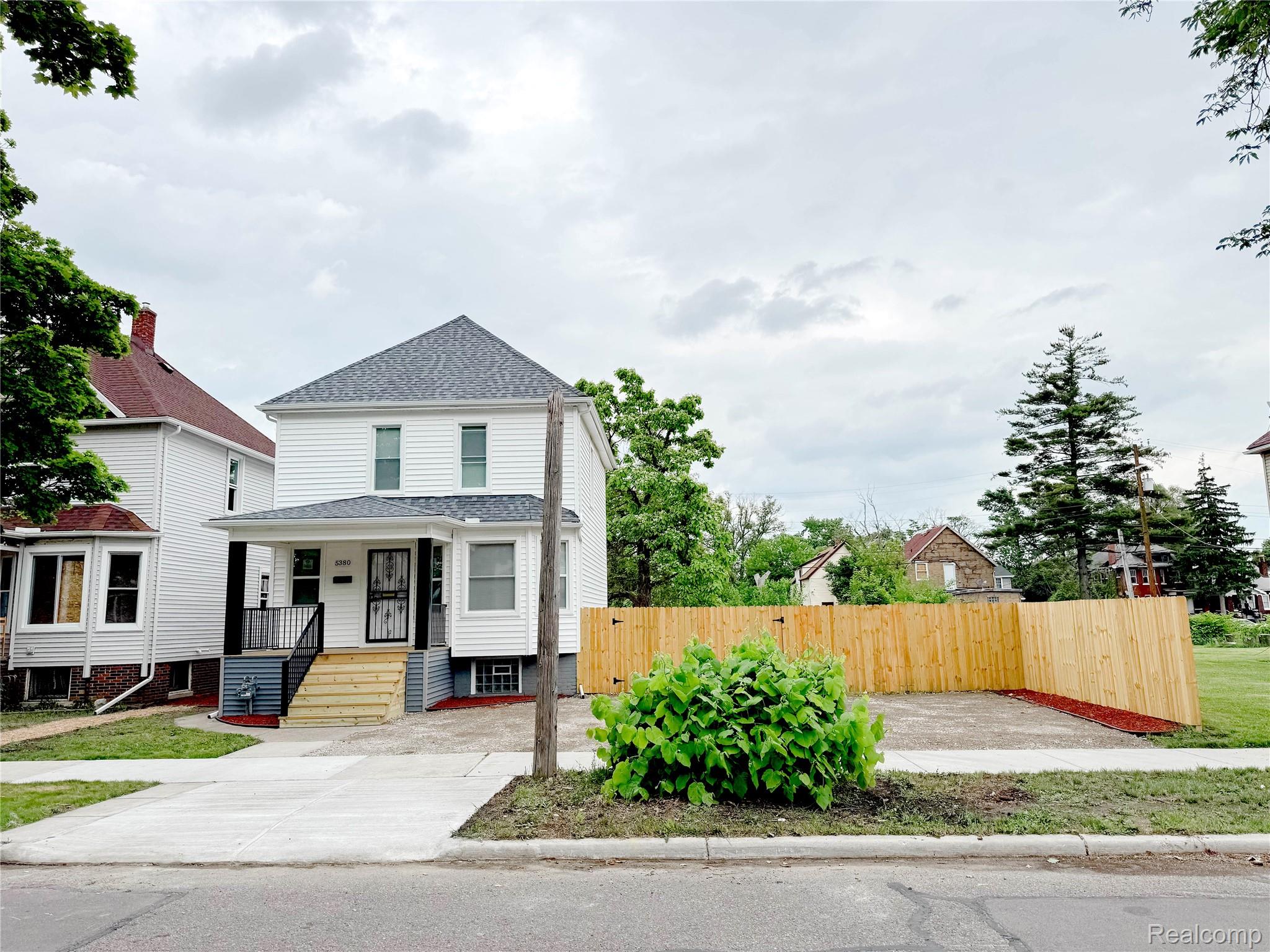 5380 Seminole Street