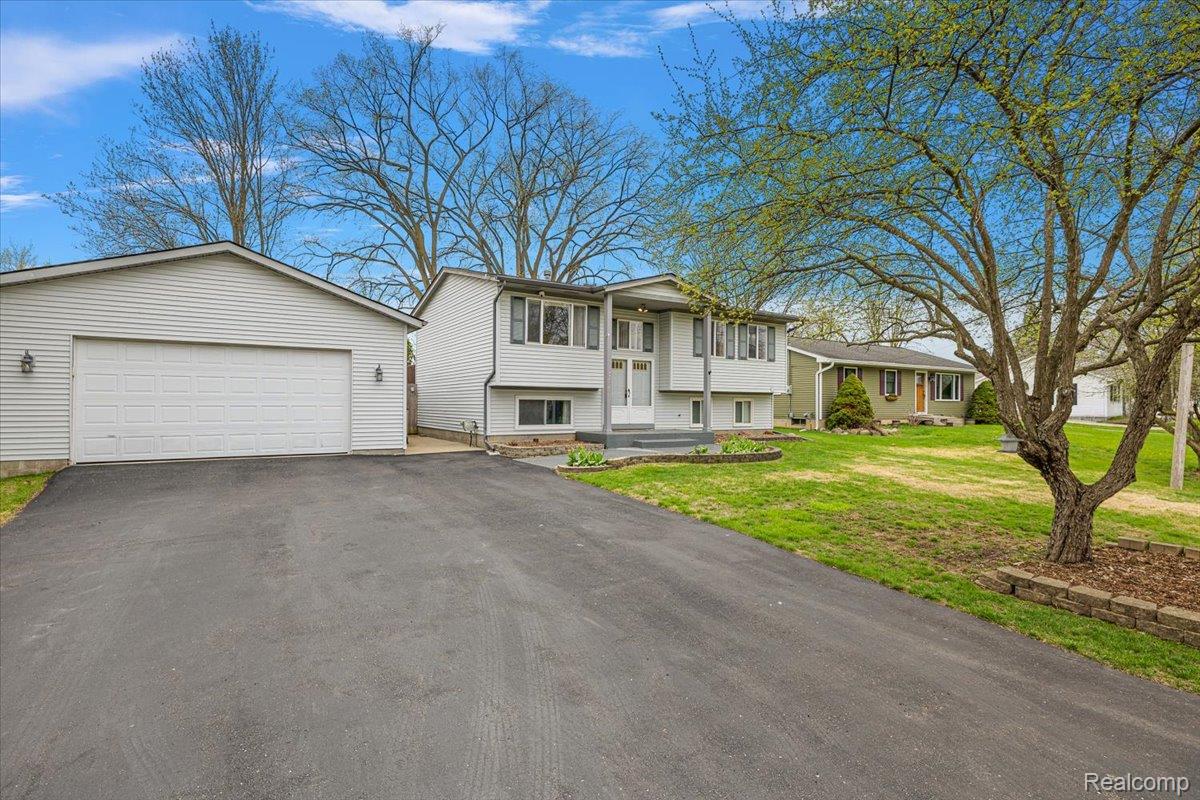490 Glenn Court