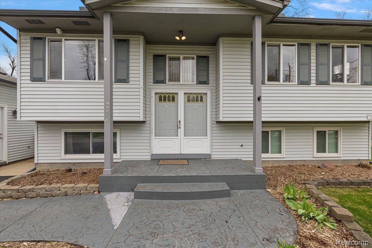 490 Glenn Court