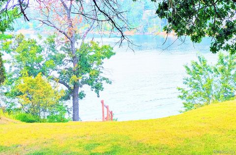 6140 Crystal Chester Township MI 49751