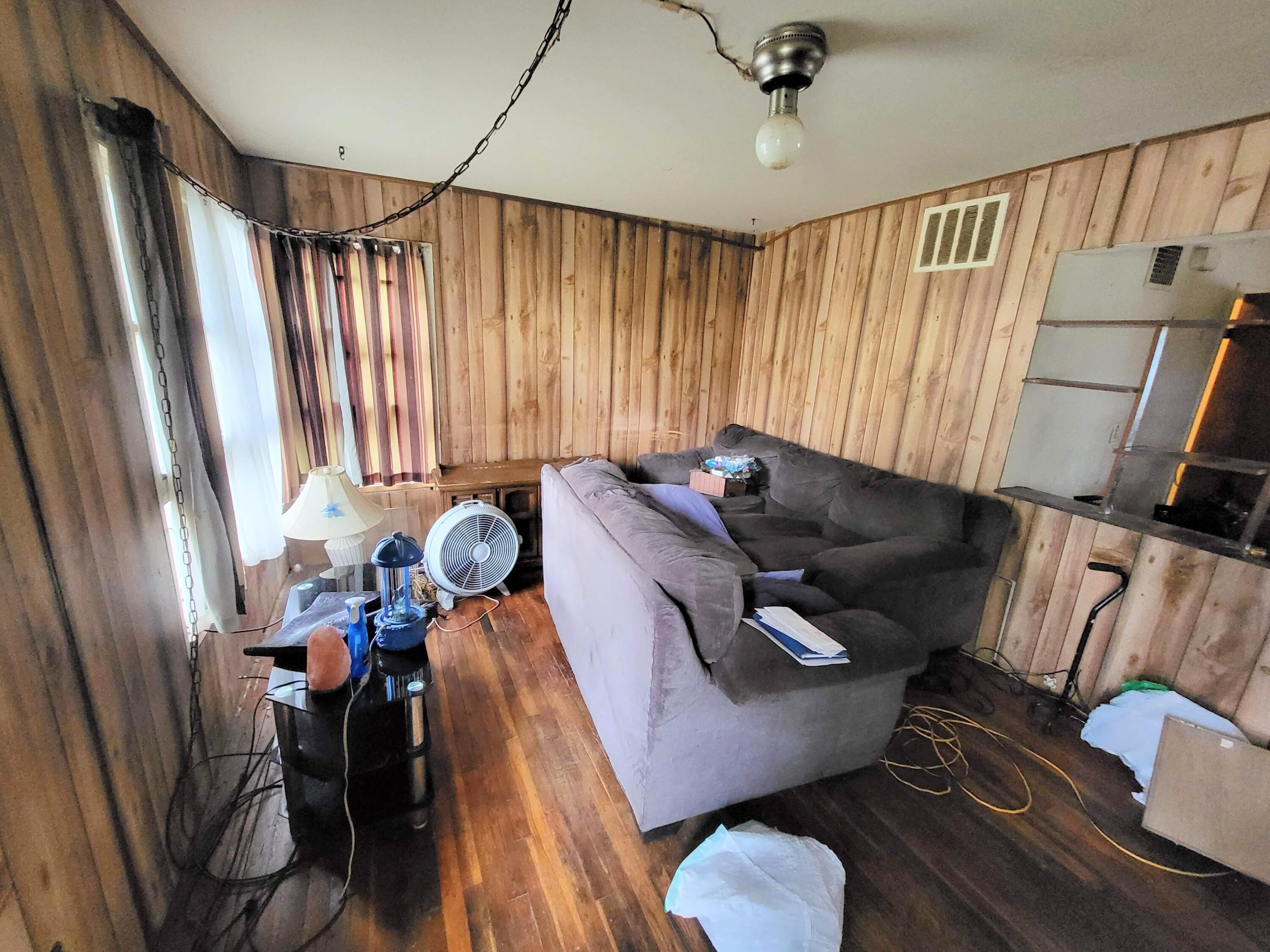2432 Lawrence Drive