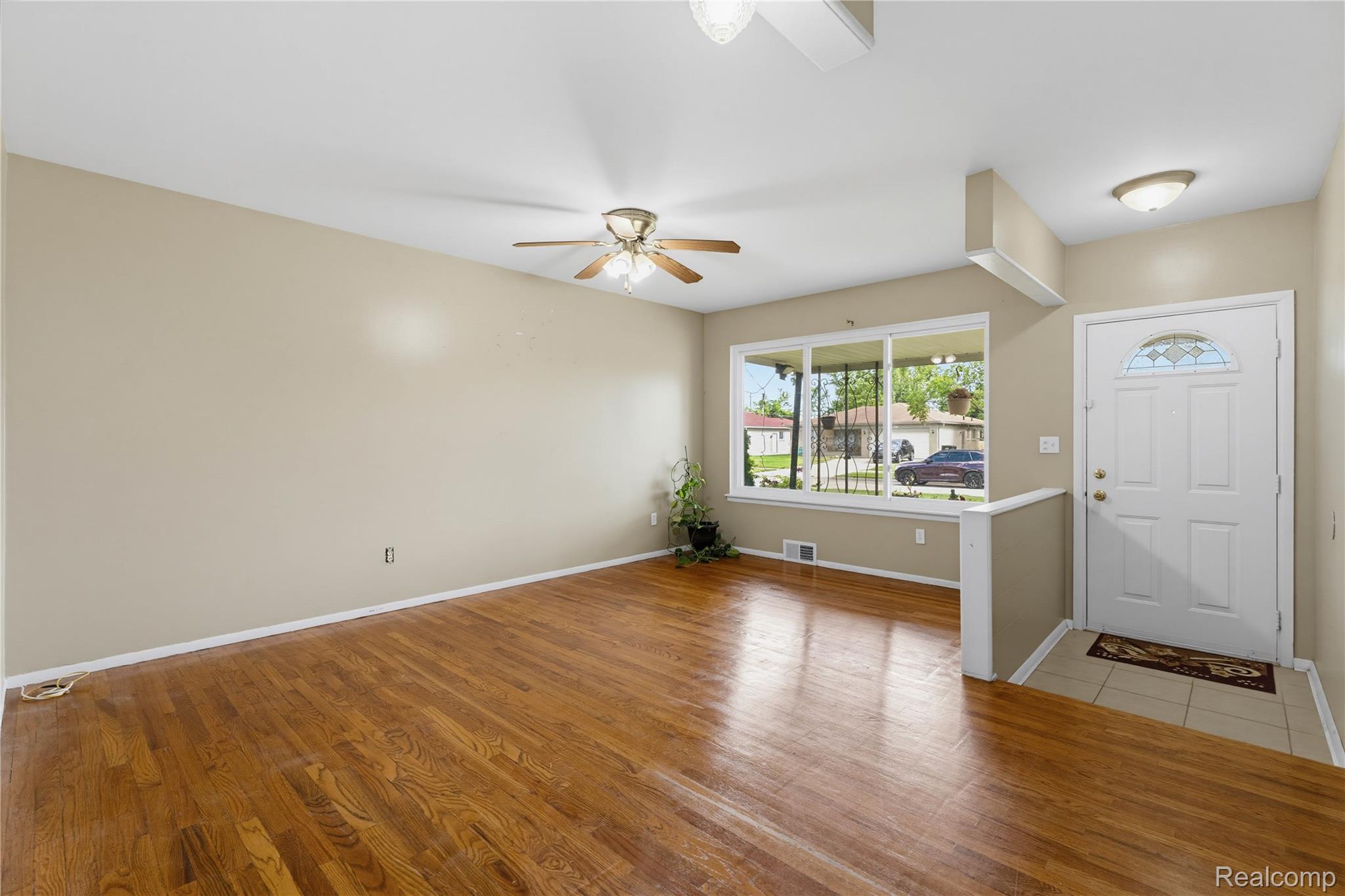 3173 Hedge Drive