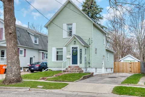 309 E Williams Street Owosso City MI 48867