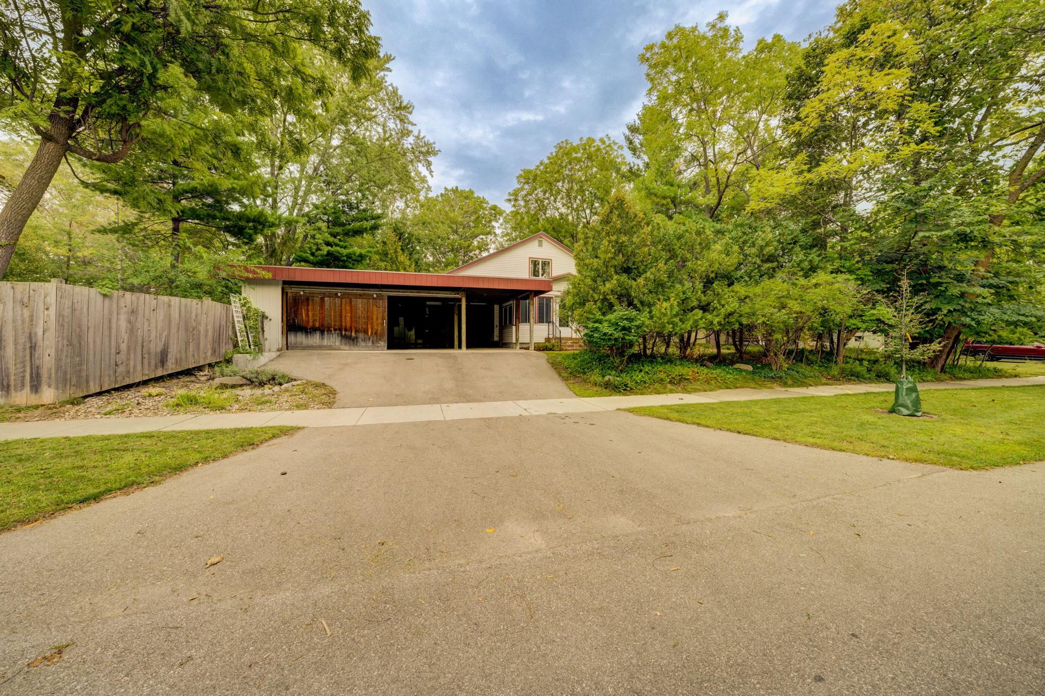 125 S Cedar Street