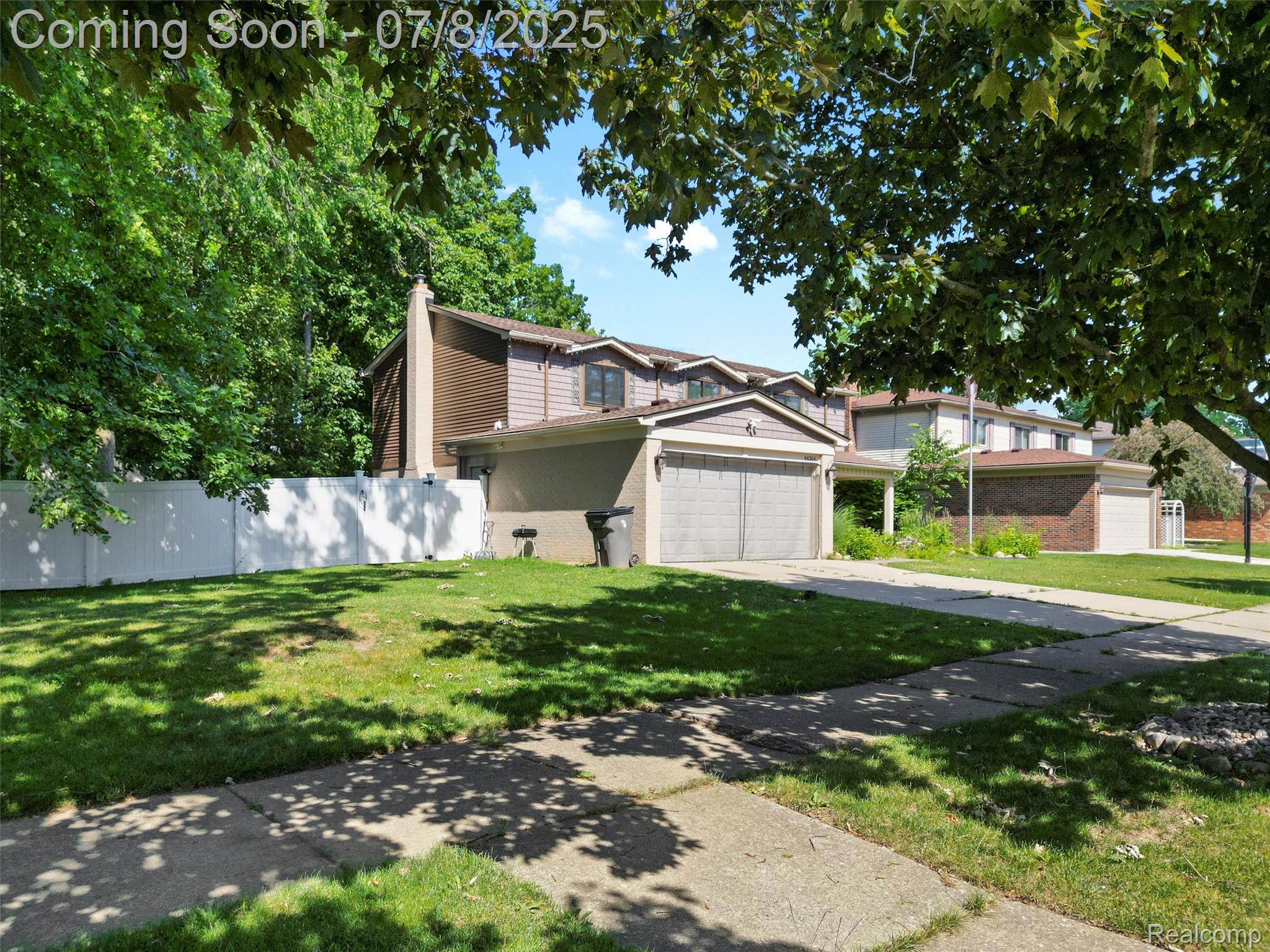 44364 Highgate Drive